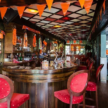 Schaepkens St Fijt Otel 4*