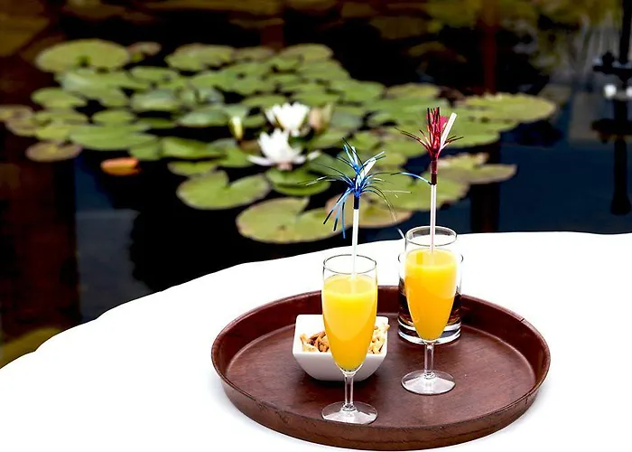 Schaepkens Van St Fijt Отель Валкенбург